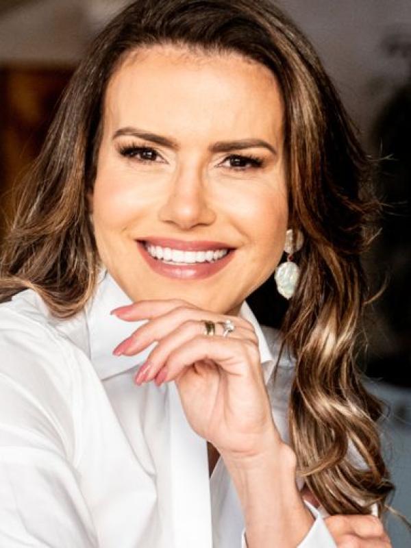 ORGULHOSA, EU?